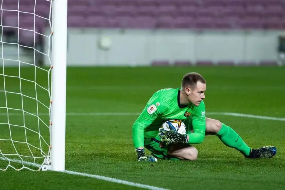 包含加时末段德国国家队调整名单以备国王杯；造点机会环节打磨；令人意外；赛季目标并未改变的词条-开云