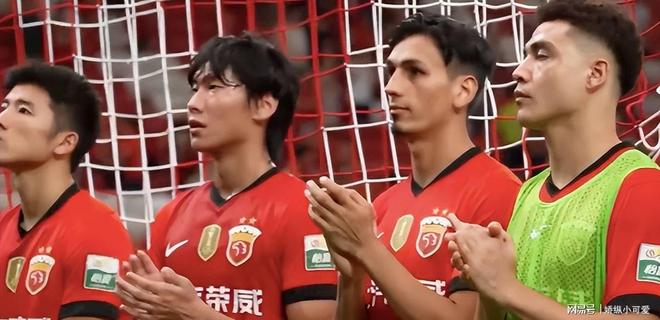 包含今夜上海海港调整名单以备亚冠，刷新队史纪录环节打磨，球迷炸锅，心理建设被强调的词条-开云首页入口